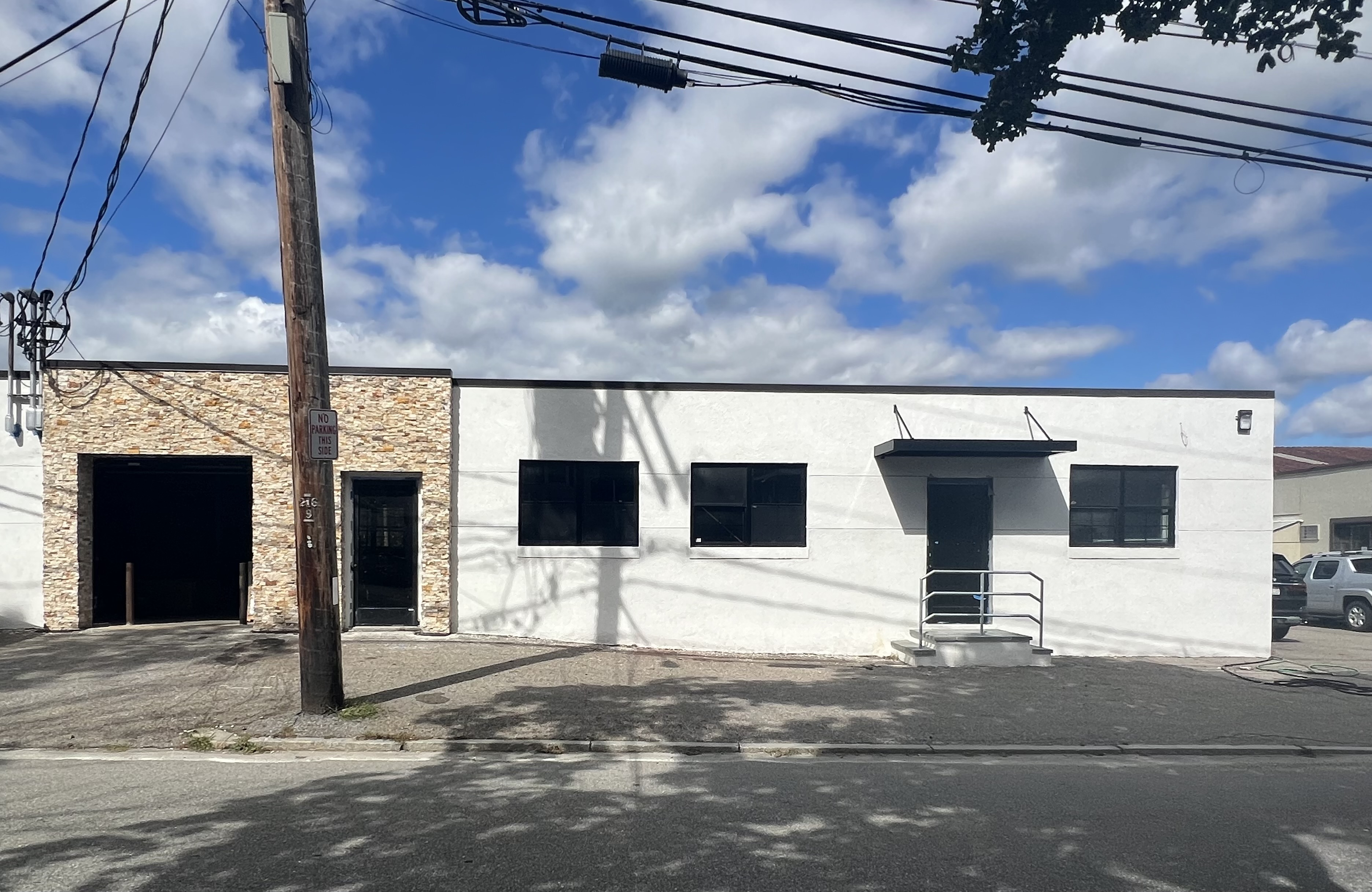 70 Clematis, Waltham for sale